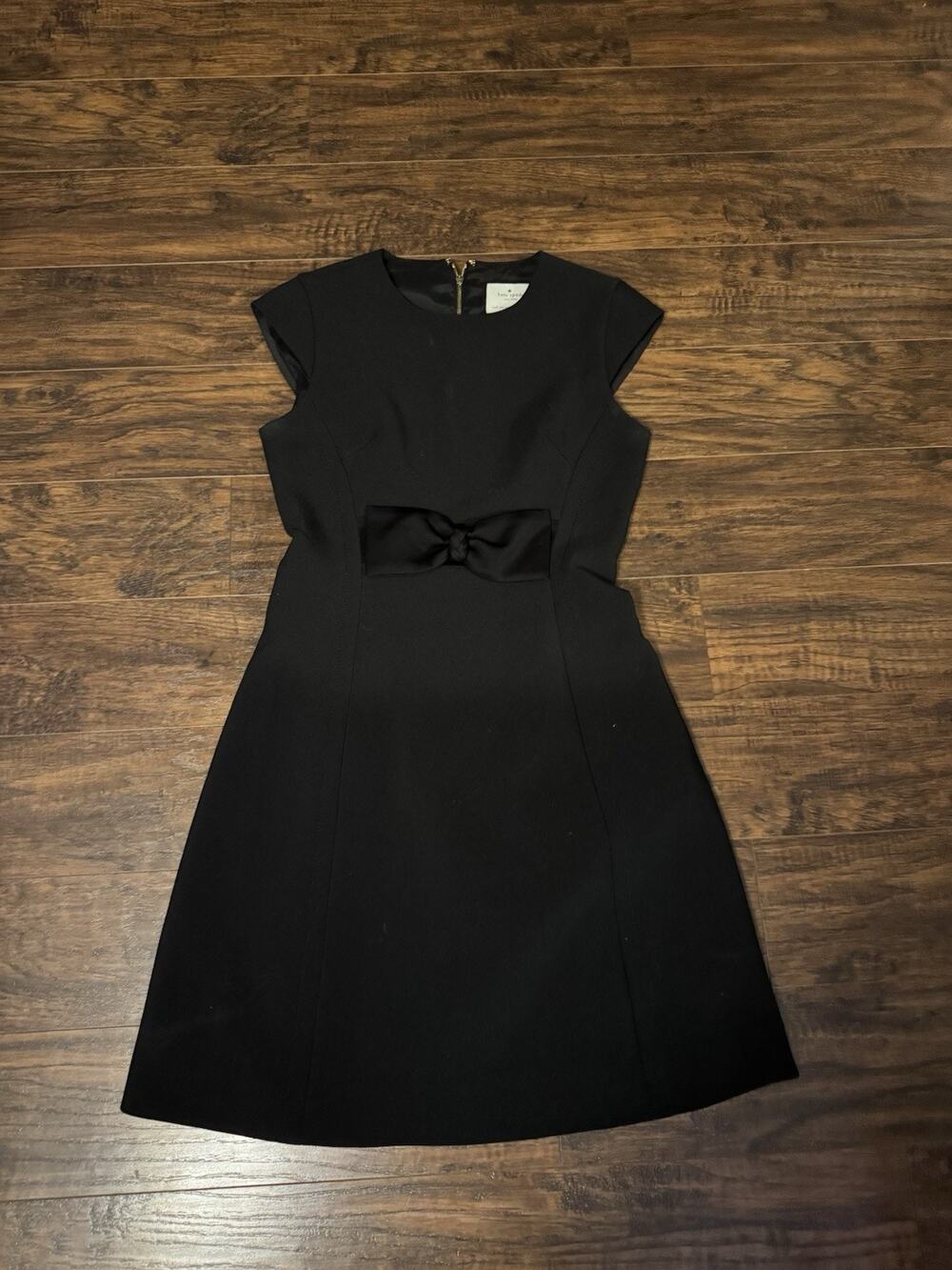 Kate Spade New York Black Bow Waist Cap Sleeve Sheath Dress Gold Zip Size 2